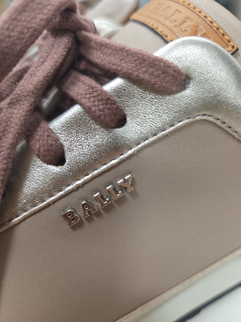 Bally Scarpe da donna: Bally sneakers, Alte rosa, Gr.41 – Usato da Hildisrieden venduto da Beka23 2