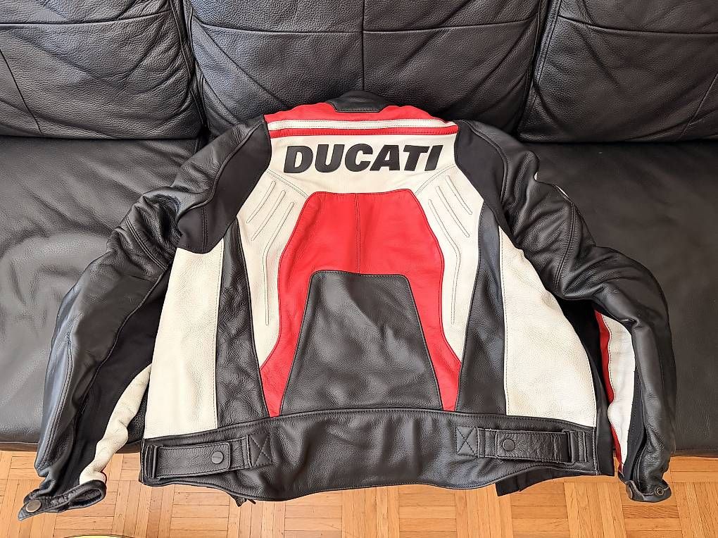 Giacche: Ducati Dainese Lederjacke Gr. 50 – Usato da Kriens venduto da R98K