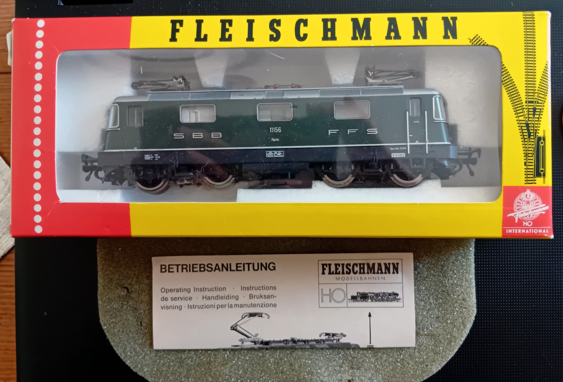 Fleischmann Modellini di ferrovie: Fleischmann H0 4340 Locomotive, courant continu – Usato da Neuchatel venduto da Vlenoble 1