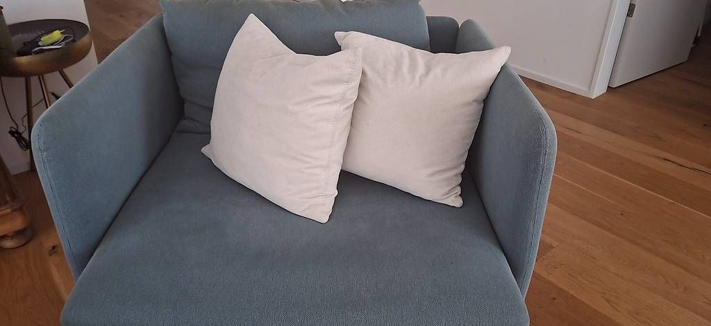 Poltrone: Sessel mit Hocker – Usato da Allschwil venduto da V_SV_2018 2
