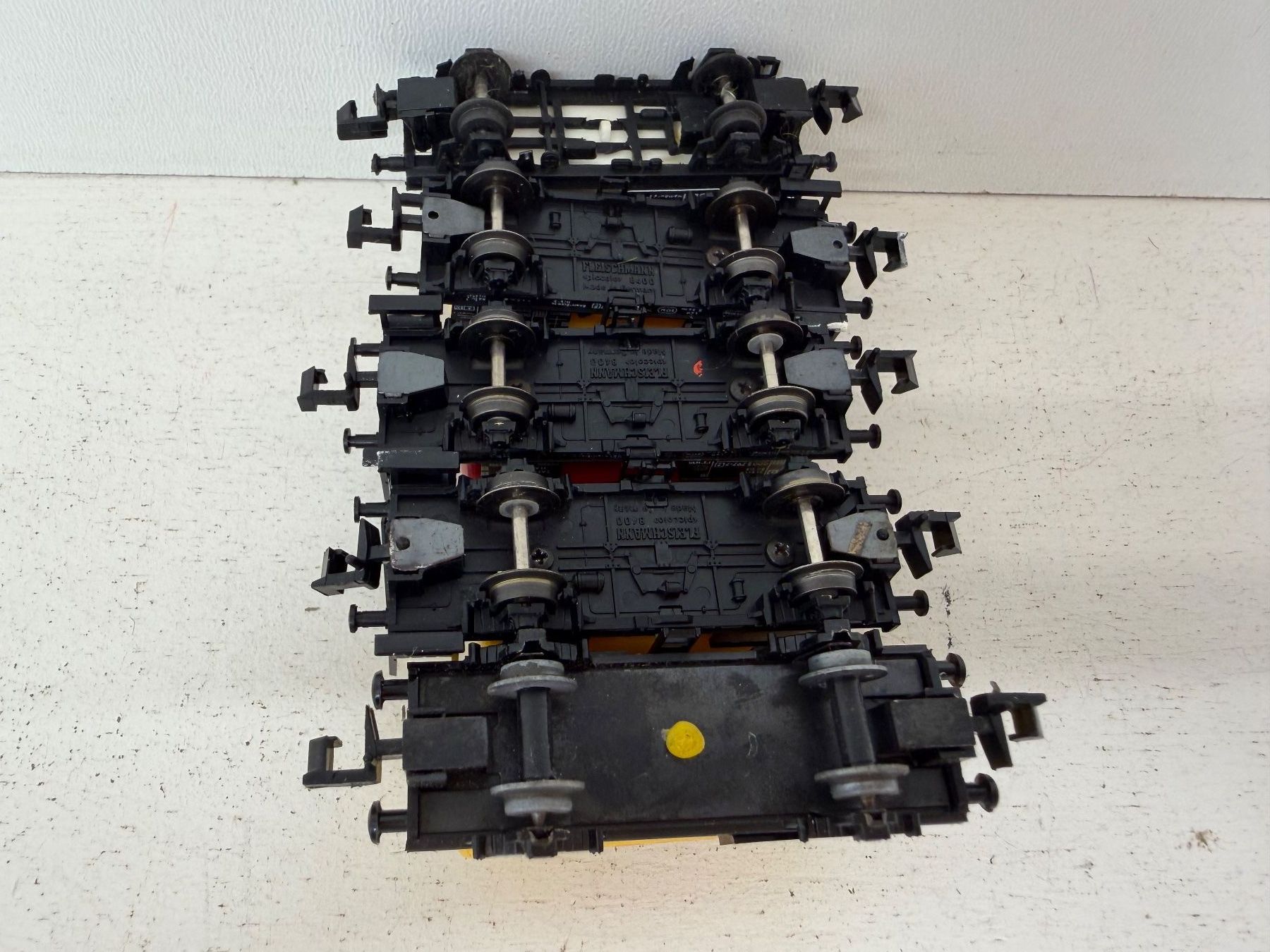 Fleischmann Modellini di ferrovie: Fleischmann Güterwagen 8400, 8401 – Usato da Büsserach venduto da ModellbahnDepot 7