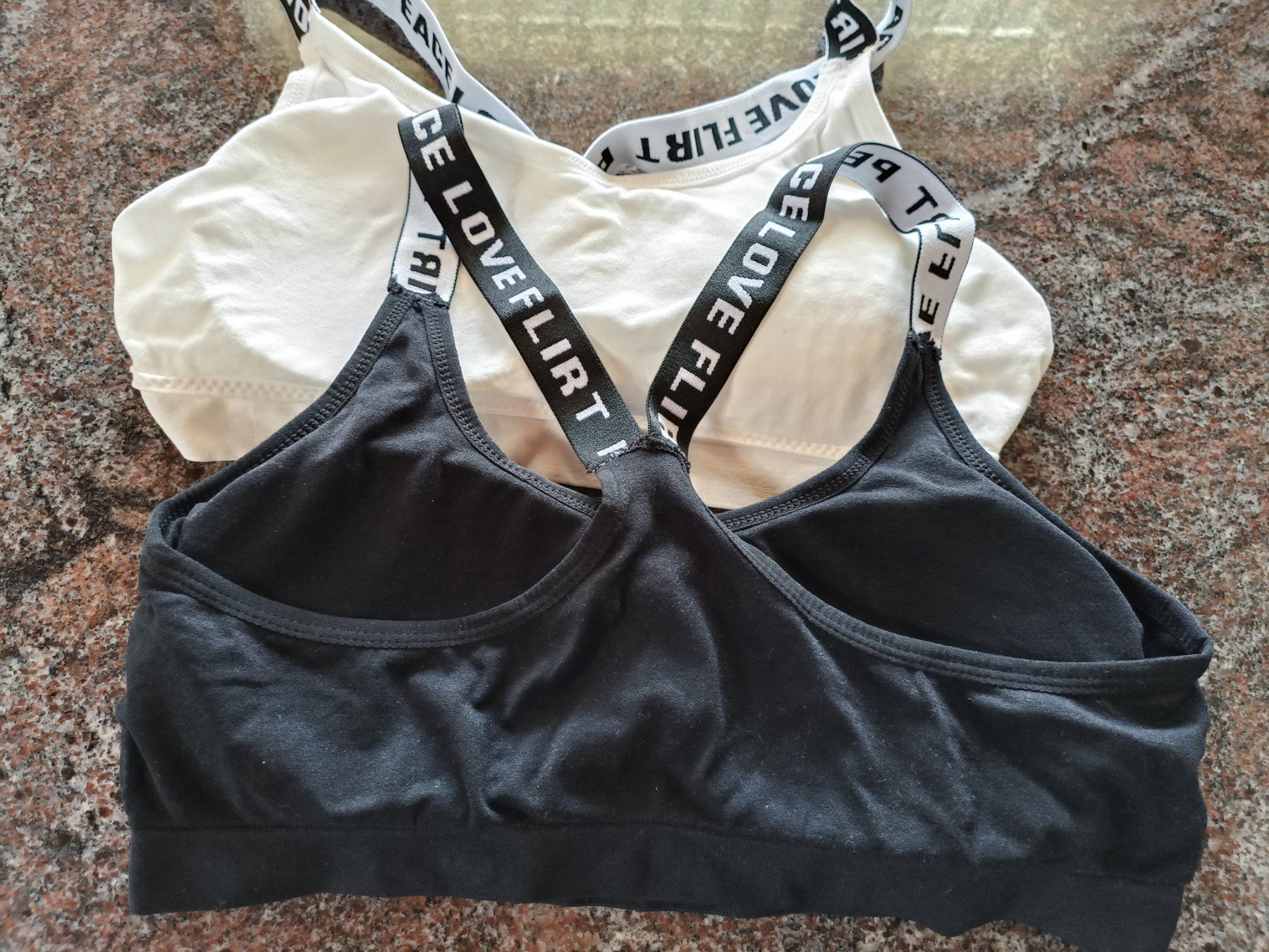 Altra biancheria intima: 2 neue BH's L/XL – Nuovo (secondo la descrizione) da Bätterkinden venduto da Elefantenzoo 1