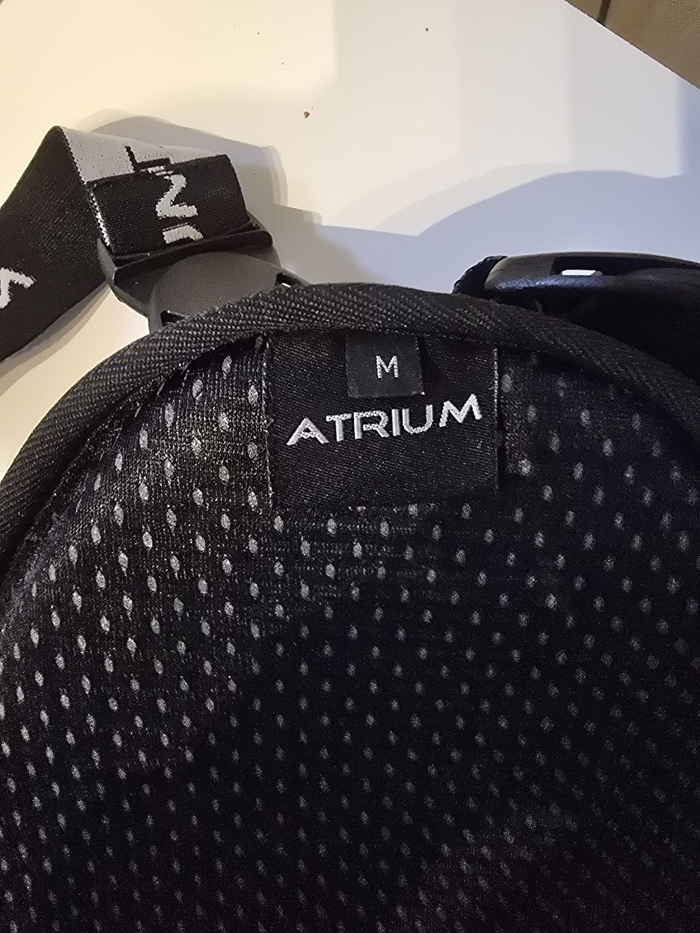 Protezioni & Imbottiture: Atrium Rückenprotektor M, Motorrad-Schutz oder Ski – Nuovo (secondo la descrizione) da Busswil BE venduto da Mirkel 2