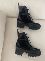 SAMMLERSTÜCK - LOUIS VUITTON Lauréate Stiefeletten, 39