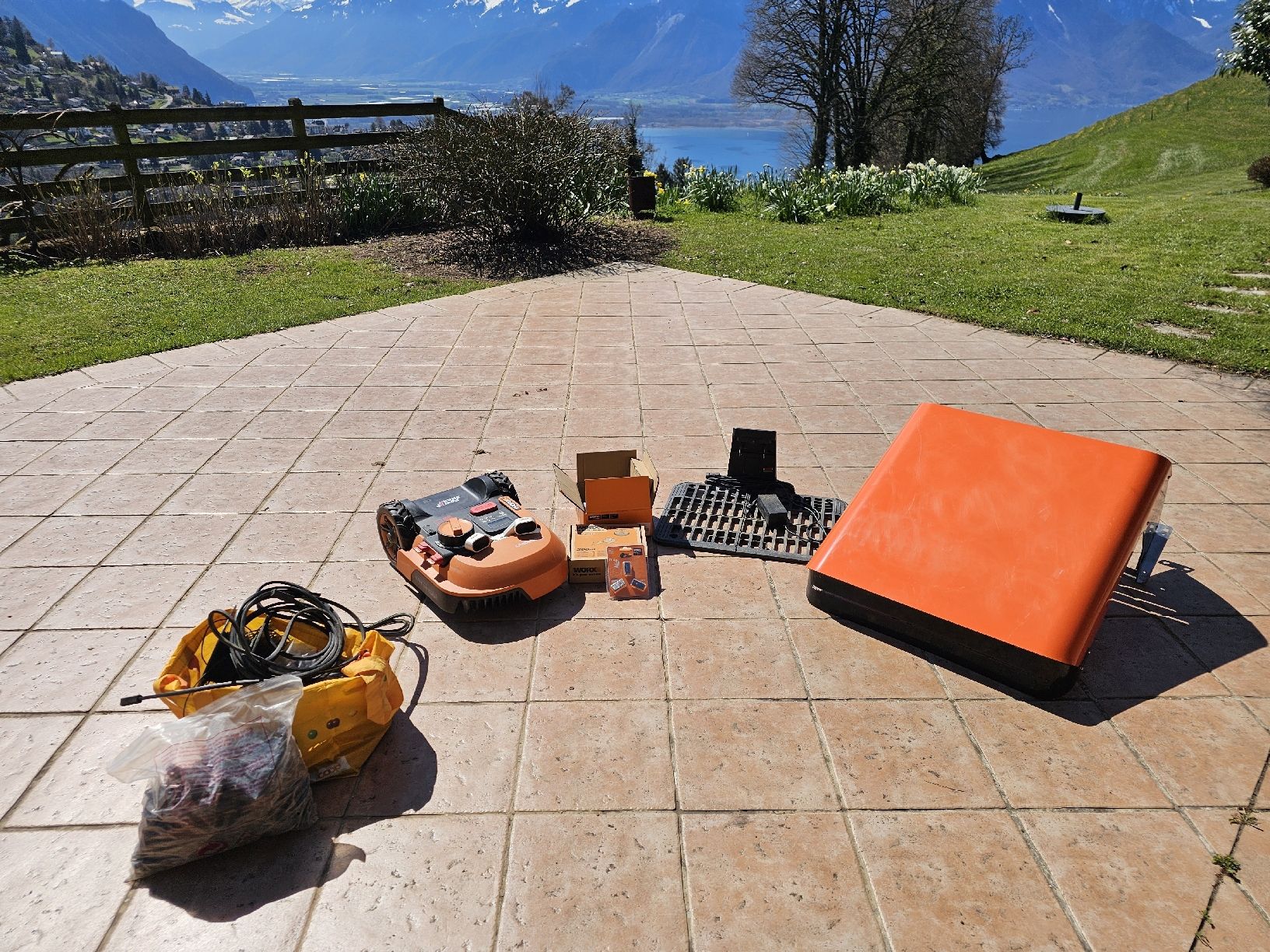 Worx Rasenmäher: Worx Landroid M robotic lawnmower + Full accessories – Gebraucht aus Chamby von Shawoli