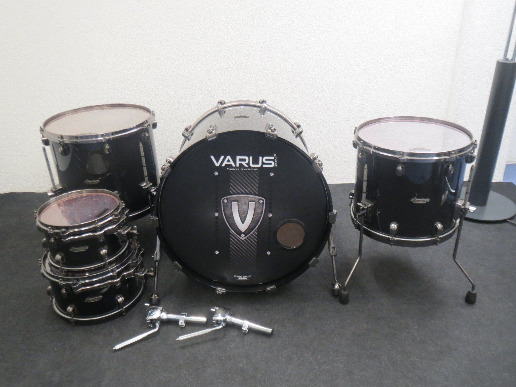 Strumenti musicali: Tama Starclassic Bubinga Shell Set – Usato da Hüttwilen venduto da Andmithand