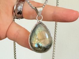 Collier Labradorite - Élégance Étincelante✨