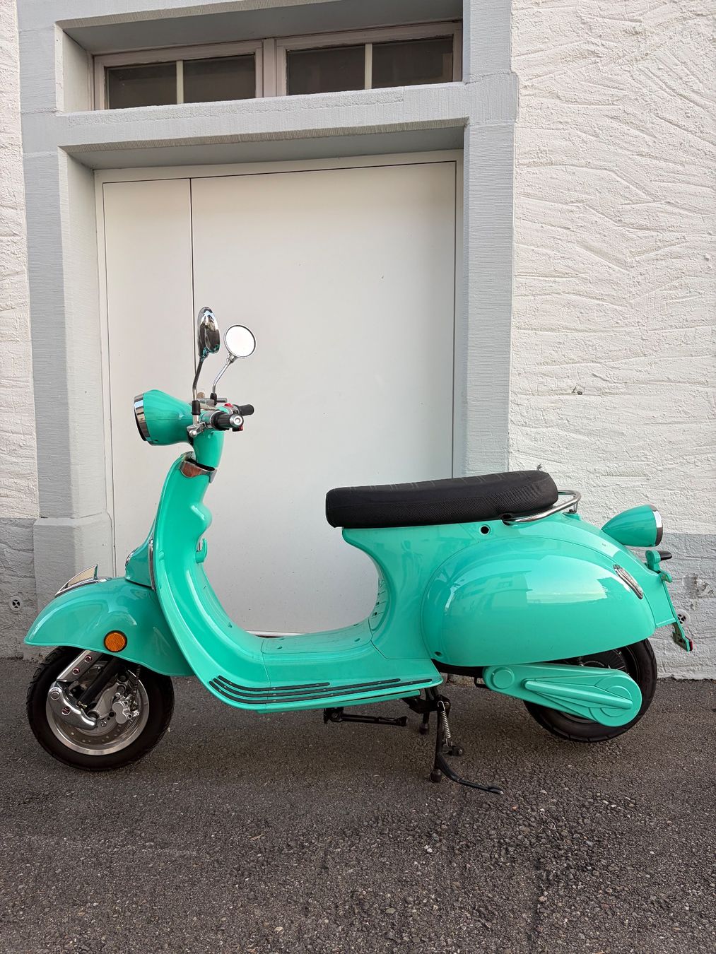 Scooter: Elektro-Roller Tretroller türkis – Usato da Richterswil venduto da anyfish 1