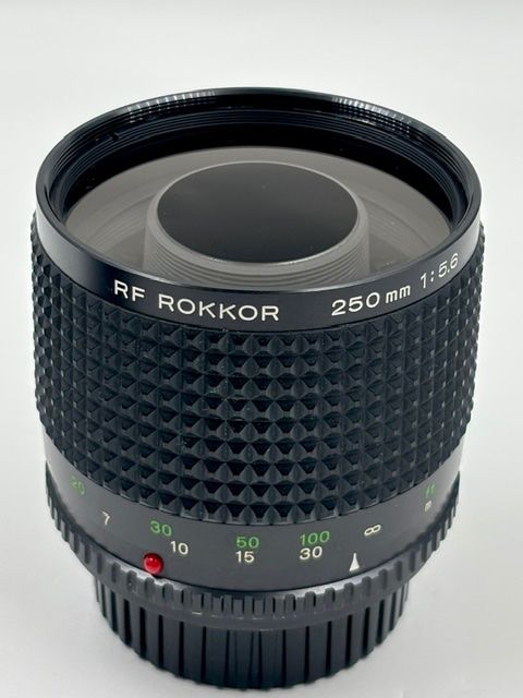 Minolta Obiettivi: Minolta RF Rokkor 250mm 5.6 Mirror / Spiegel – Usato da Seewis Dorf venduto da Plebejus