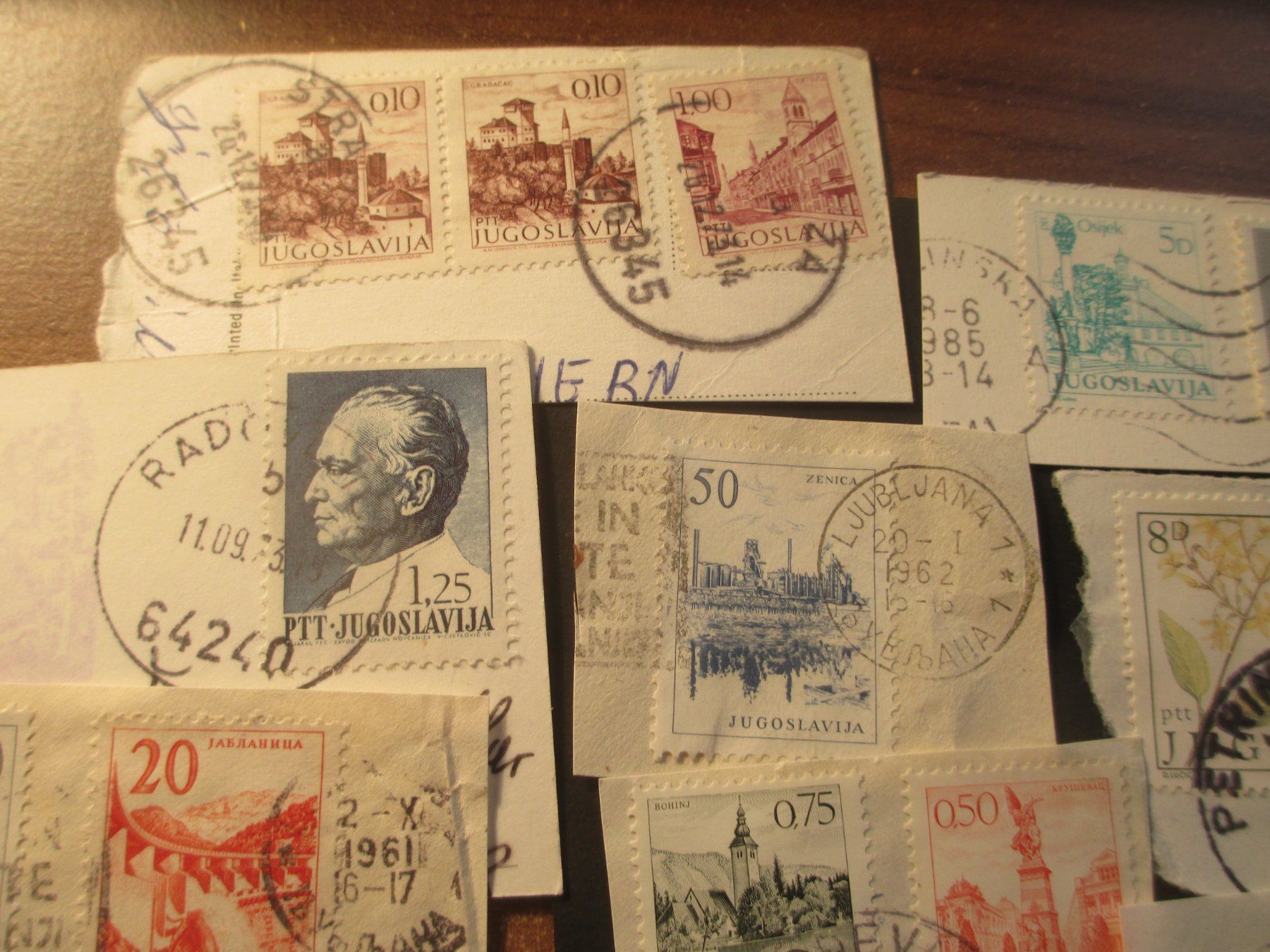 Alle Briefmarken: Briefmarken auf Papier Jugoslawien – Gebraucht aus Hasle LU von Flamme6 3