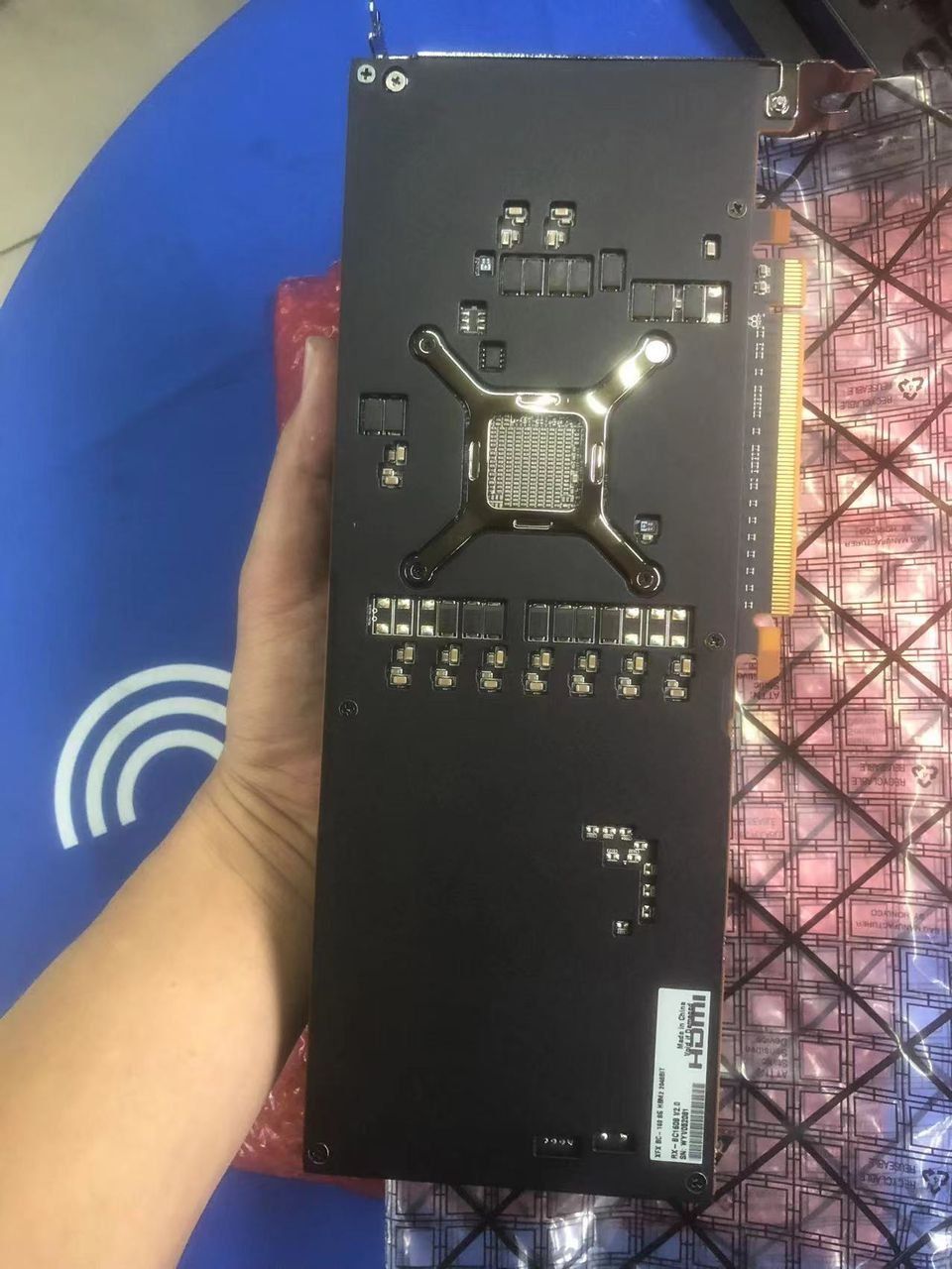 Schede grafiche: 4x AMD XFX BC-160 Grafikkarte für Multi AI oder Mining – Usato da Wettingen venduto da Schabernack_sam 4