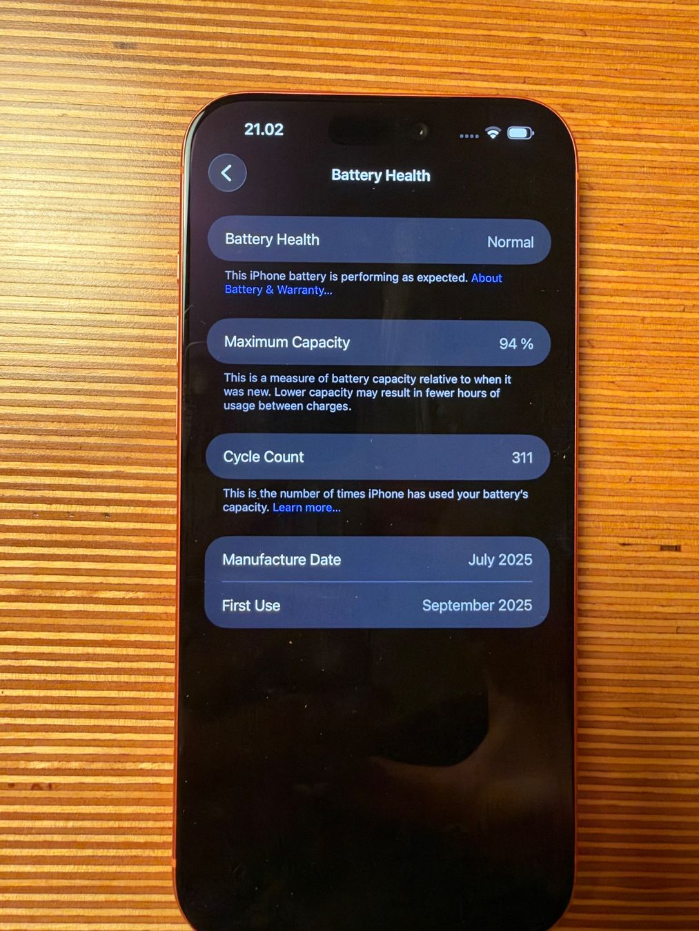 Apple Telefoni cellulari / Smartphones: iPhone 17 Pro Max Cosmic Orange 256 GB – Usato da Hinwil venduto da Annikalsa 9