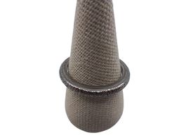 Schmaler silbriger Ring mit spannender Oberfläche ab CHF 1.-