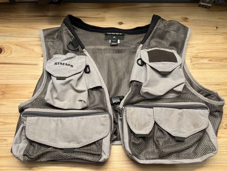 Fischergilet von Simms /Angeln