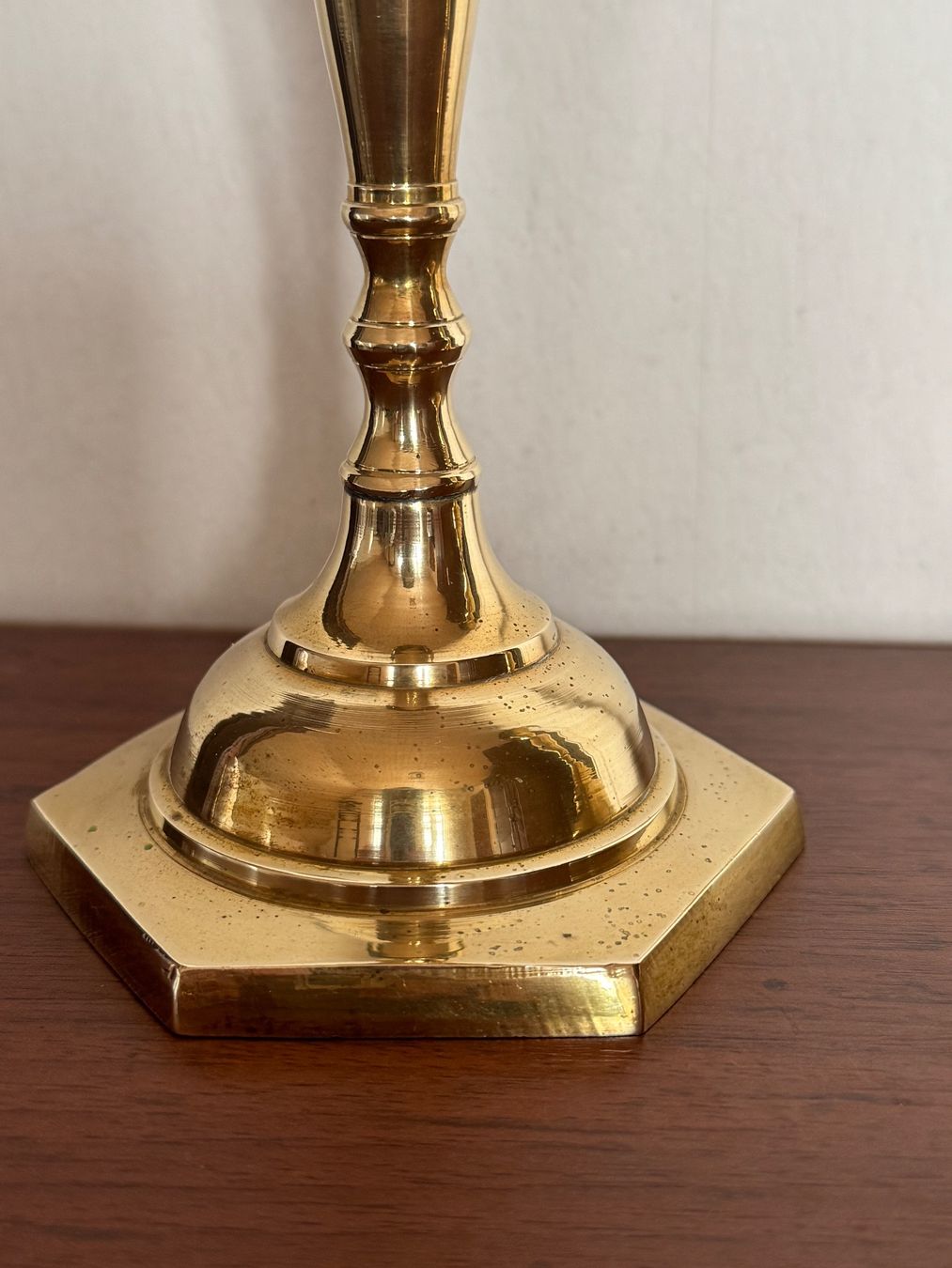 Portacandele: 2er Set eleganter Messing Kerzenständer – Usato da Balsthal venduto da armenharut 1