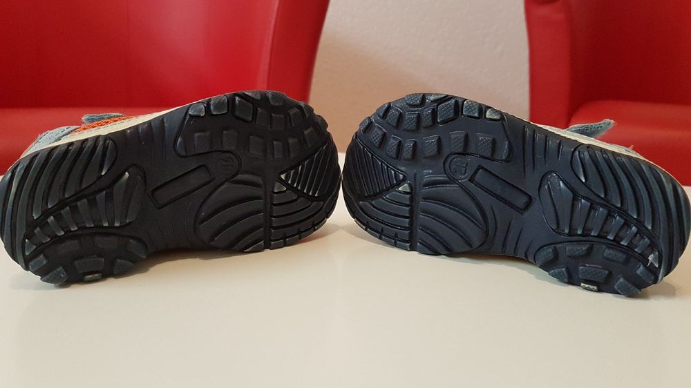 Scarpe per ragazzi: Sandalen Gr. 20 – Usato da Obergösgen venduto da schesom 2