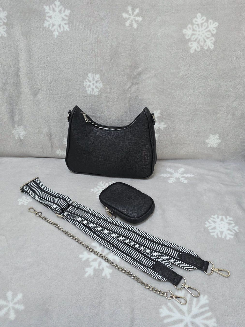 Borse da donna: Handtasche in Schwarz CHICOREE – Usato da Steffisburg venduto da ang_7fcj 1
