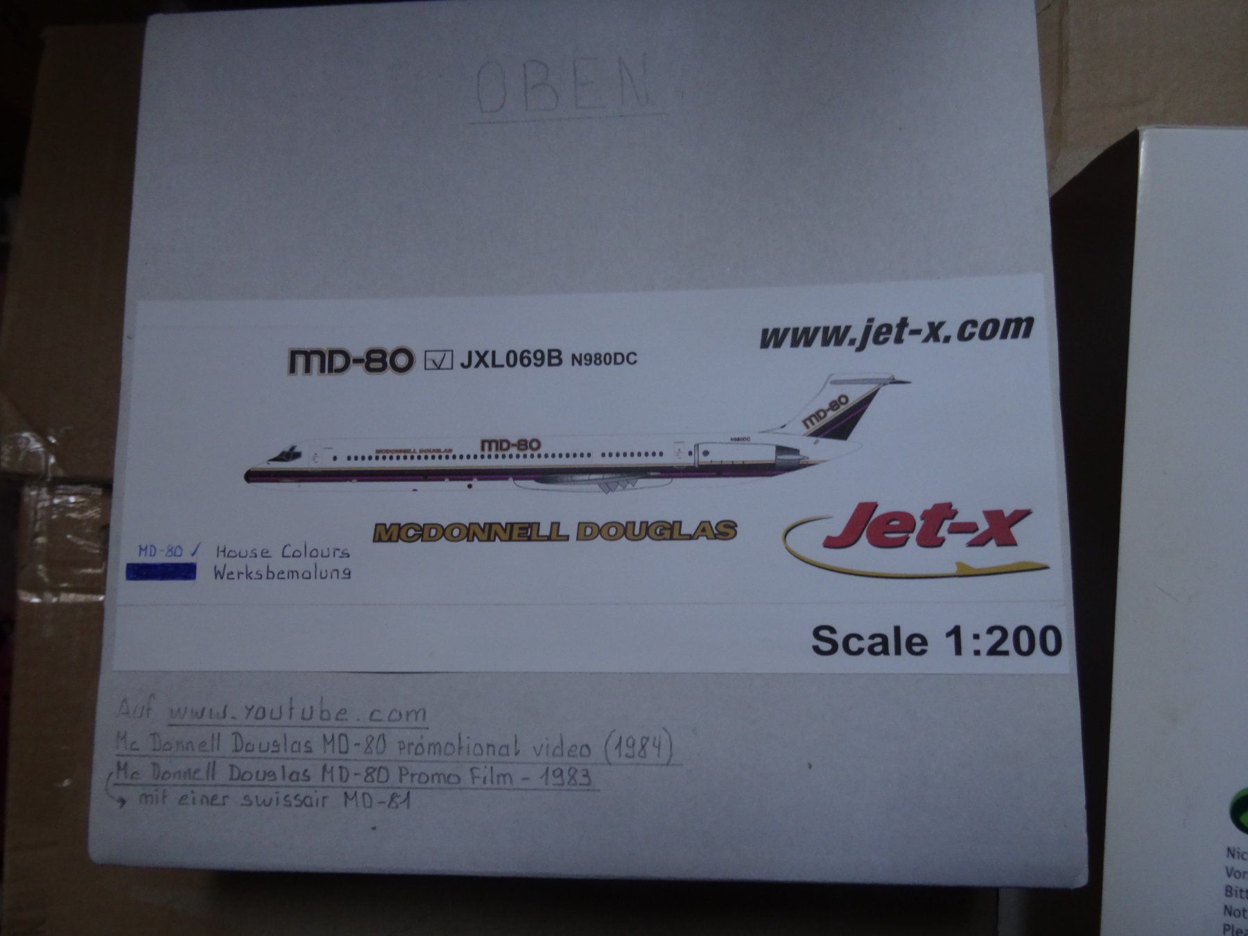 McDonnell Douglas Kit di modellismo & Modellini statici: MCDONNEL DOUGLAS FLUGZEUGMODELL MD-80 1:200 – Usato da Olten venduto da pechsisa1 2