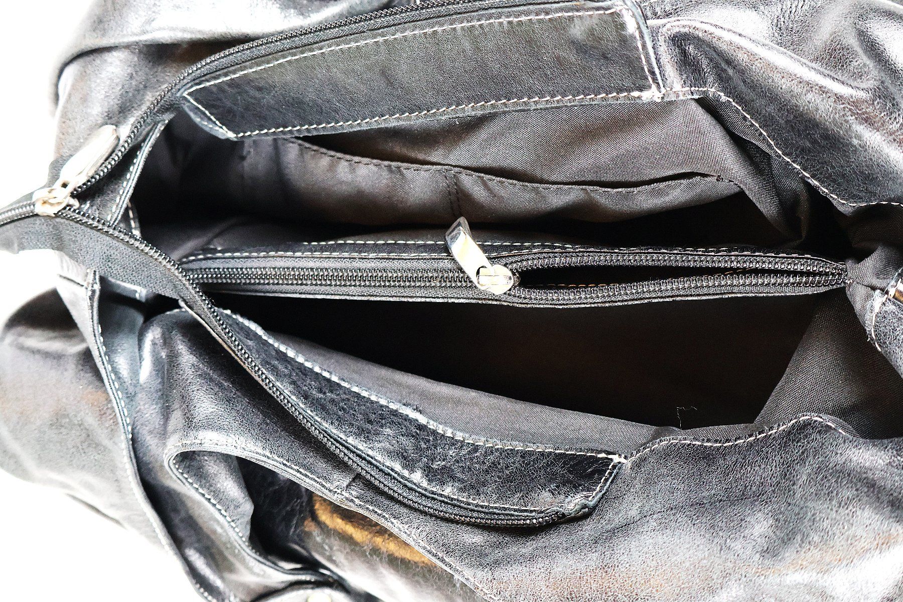 Navyboot Borse da donna: Navyboot Luxus Beuteltasche, Echtleder schwarz neuwertig – Usato da Zweidlen venduto da Supermari1 5