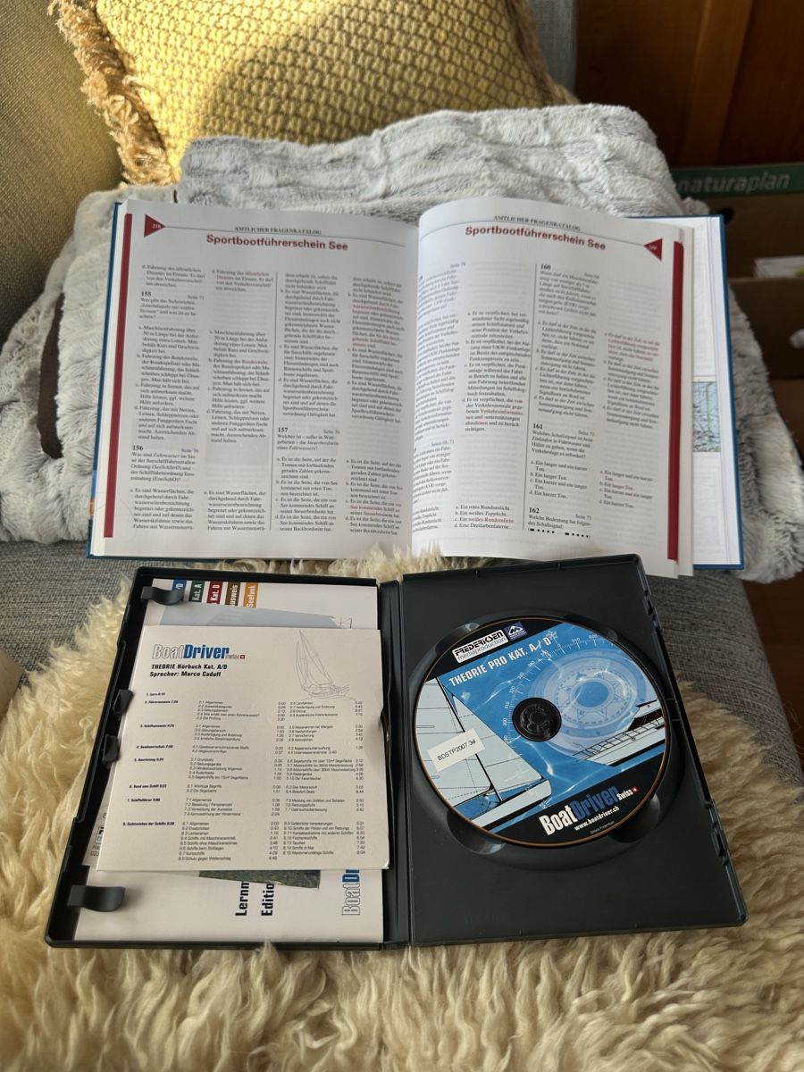 Libri: Dreyer Sportbootführerschein See inkl. CD-ROM, komplett – Usato da Amden venduto da relsah62 1