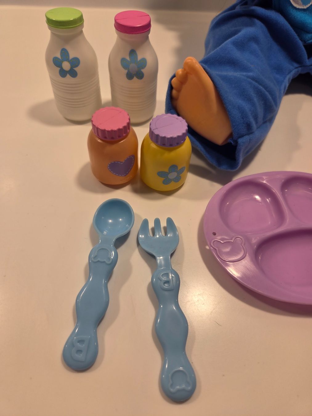 Puppen: Puppe mit Zubehör – Gebraucht aus Zürich von Lela-Mirela 6