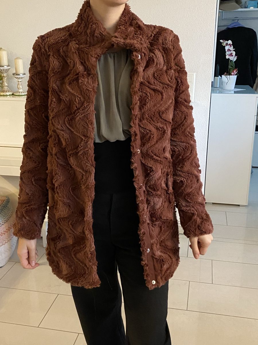 Giacche: Schöne weiche Fell Jacke 40 – Nuovo (secondo la descrizione) da Kreuzlingen venduto da Lukma64 2