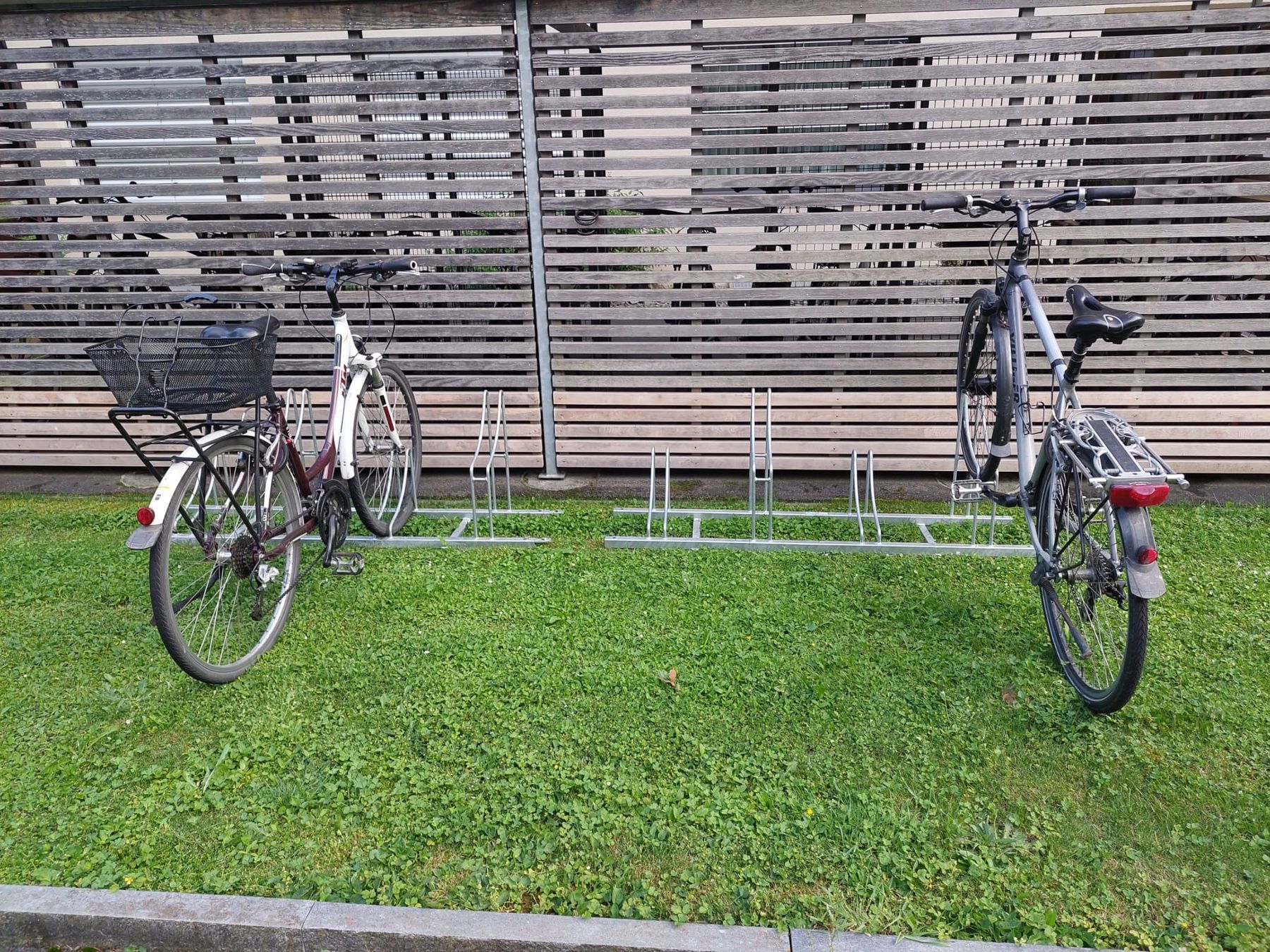 Cavalletti per biciclette: Velopa Veloständer 4er – Usato da Altdorf UR venduto da edithJ01 6