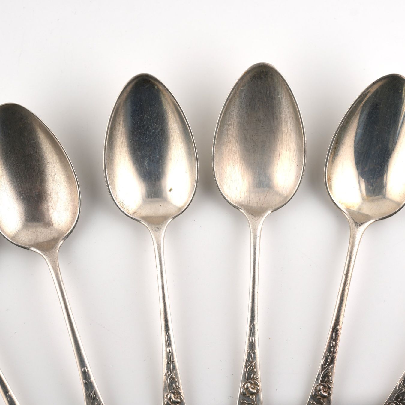 Cucchiai: Dessertlöffel 6x aus Silber – Usato da Basel venduto da Vip24 2