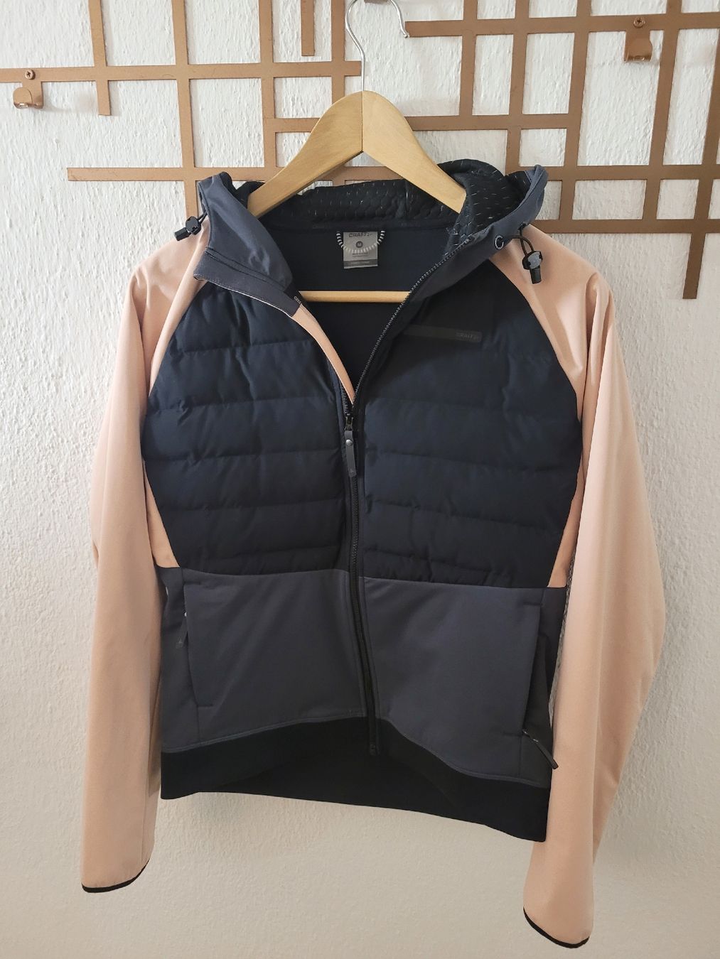 Craft Lotti di vestiti: Completo sport CRAFT – Usato da S. Antonio venduto da gio_lht8