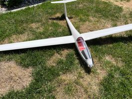 Elektrosegler SZD55