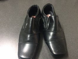 Elegante Jungen Schuhe Grösse 26 schwarz