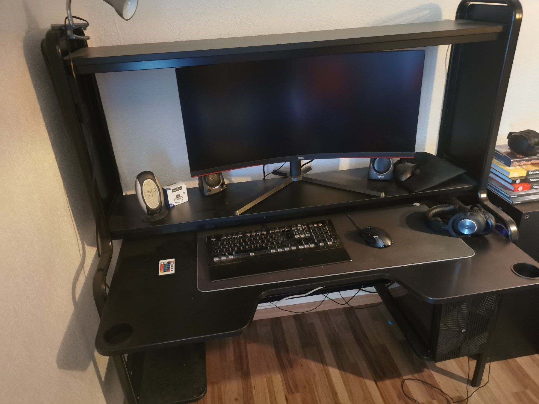 Ikea Bürotische: Ikea Gaming Pult – Gebraucht aus Lyssach von  3