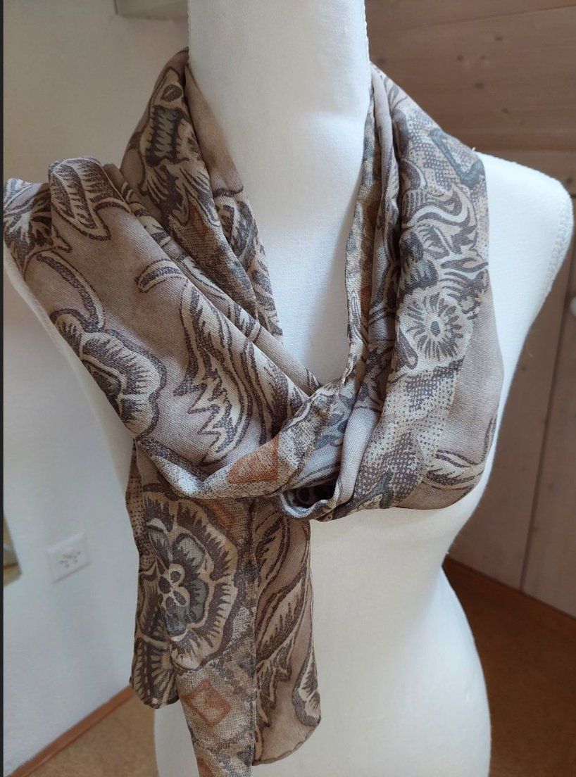 Foulard & Sciarpe: Foulard – Usato da Adliswil venduto da Boncoinsuisse 1
