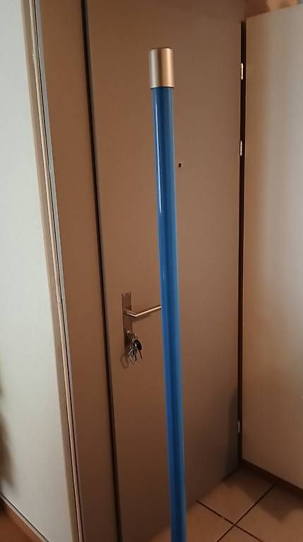Lampade: Stehleuchte Neon Blau – Nuovo (secondo la descrizione) da Oberburg venduto da Blood-Black-Devil 2