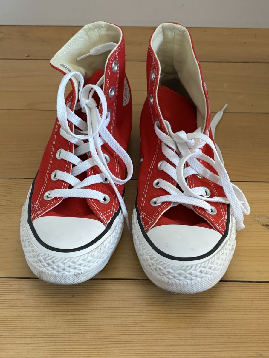 Converse Scarpe da uomo: ein Paar rote Converse – Usato da Bern venduto da kri_y8h8 2