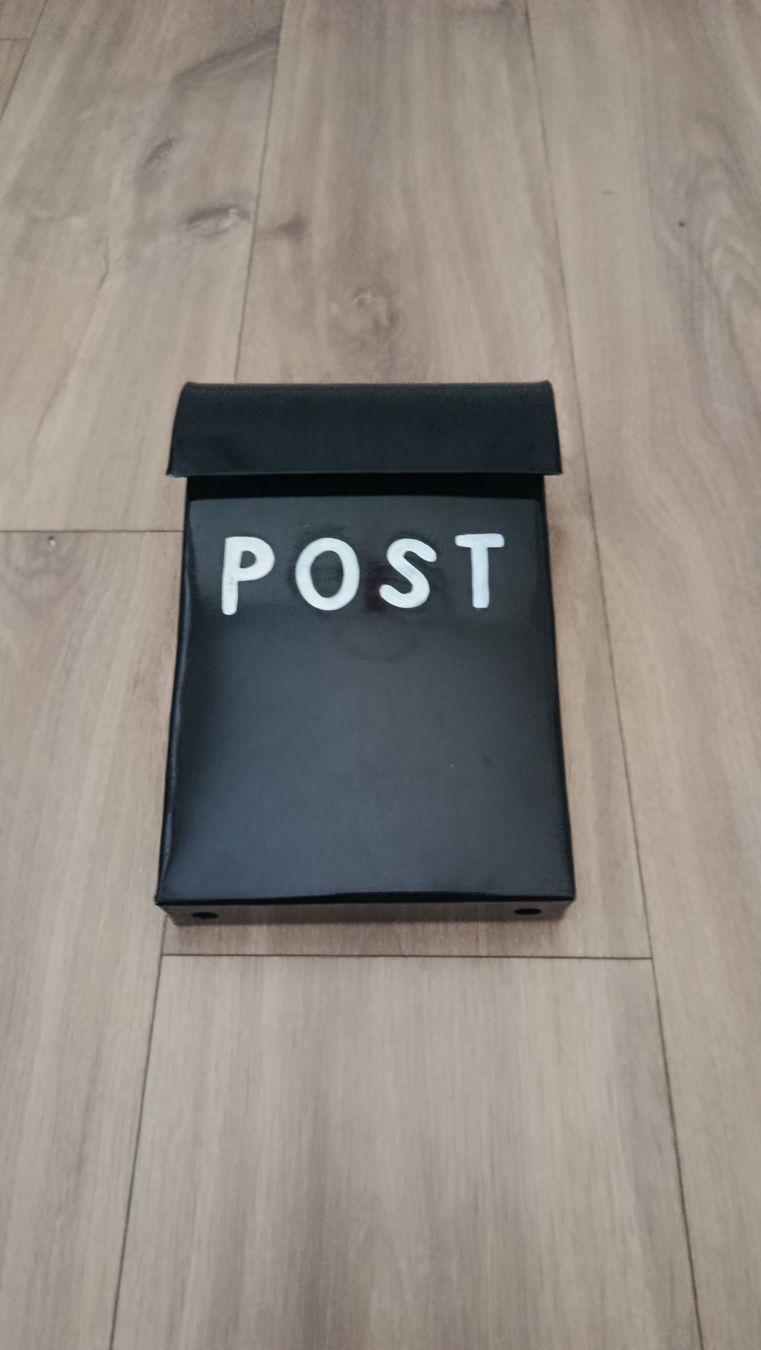 Systemes d'archivage: boite au mettre déco post – Neuf (Voir description) à Bourguillon par D3R2G2