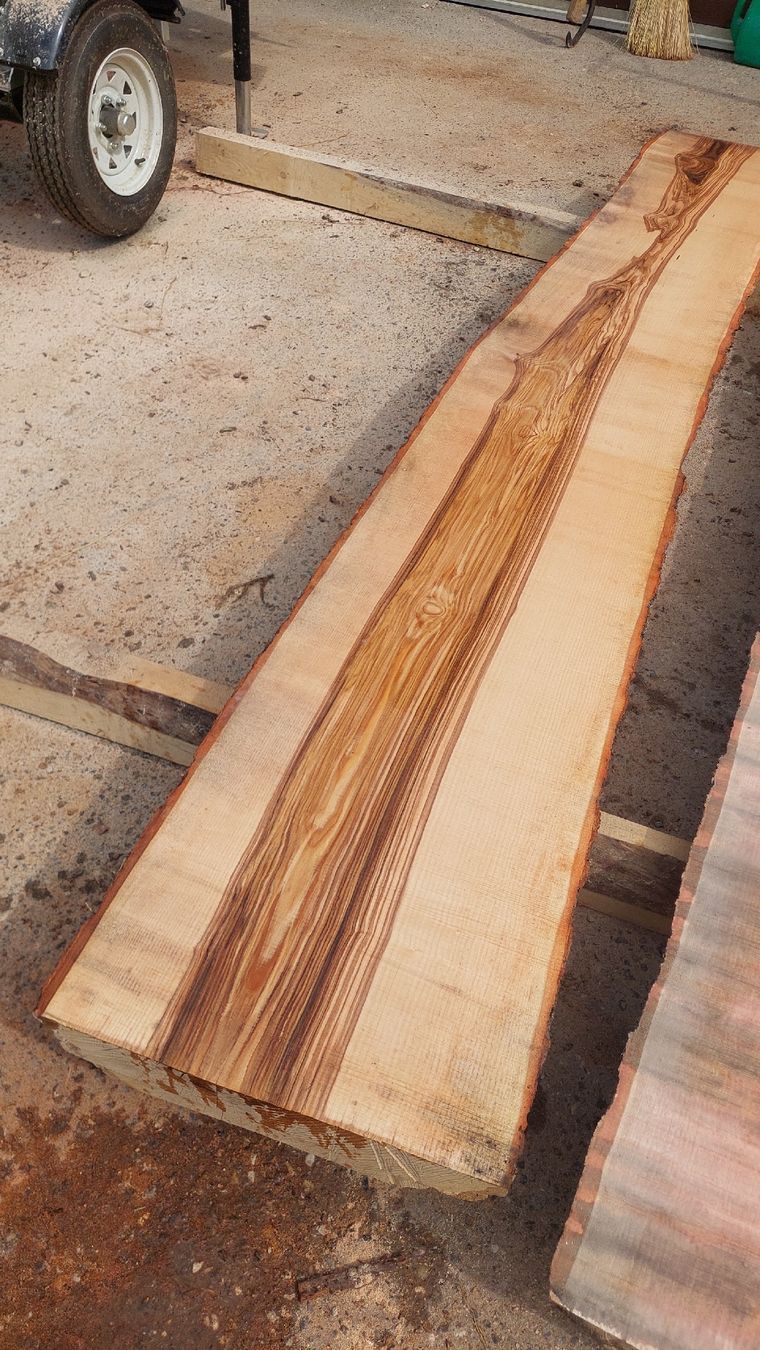 Articoli in legno: Eschenbretter – Usato da Bretzwil venduto da AnnenHolz 2