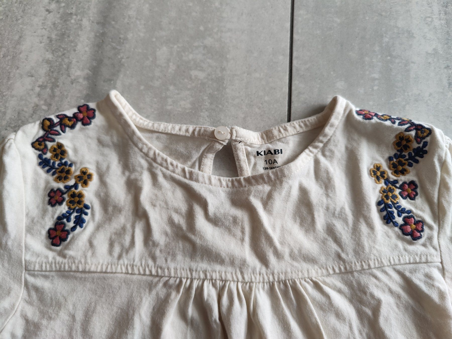 Maglioni & Felpe: Langarmshirt von Kiabi, Grösse 134 – Usato da Hofstetten SO venduto da Wolke1909 2