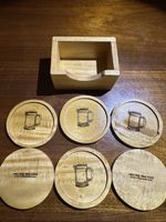 Sous-verres en bois artisanaux, motif bière