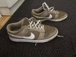 Nike Dunk Low Herren Sneaker Braun/Weiss, Grösse 44