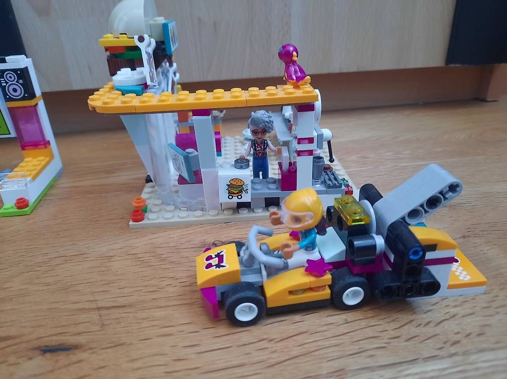 Lego Giocattoli: LEGO Friends 41349 Burgerladen – Usato da Dinhard venduto da Xspark 2
