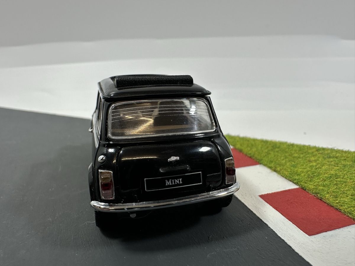 Schuco Modellini d'auto: Mini Cooper 1:43, schwarz, SCHUCO  – Usato da Zofingen venduto da rf9_x2xt 4