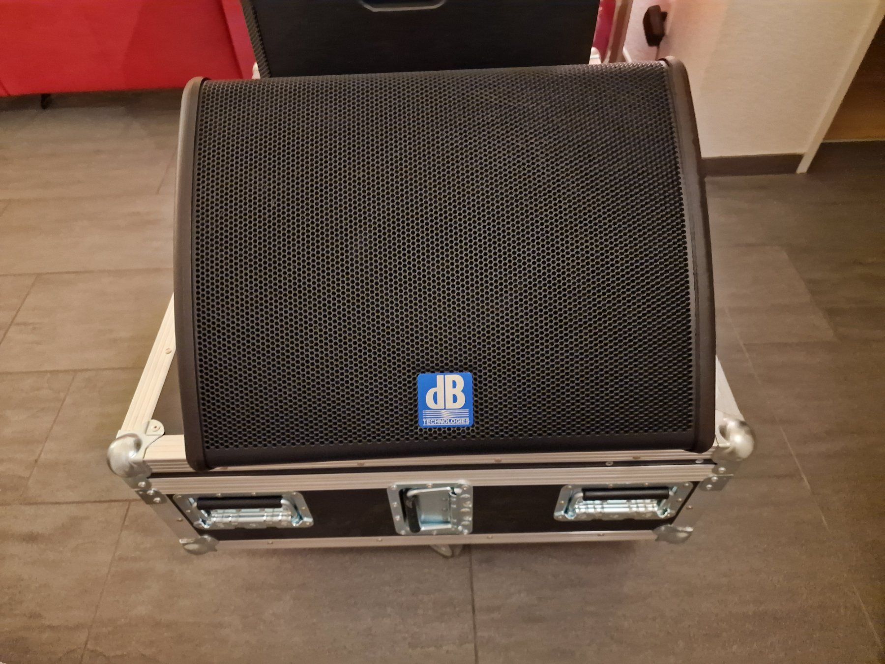 DB Technologies Casse acustiche: DB Technologies Flexis FM-12, aktiver 2 Weg Coax MS – Usato da Boningen venduto da melija3