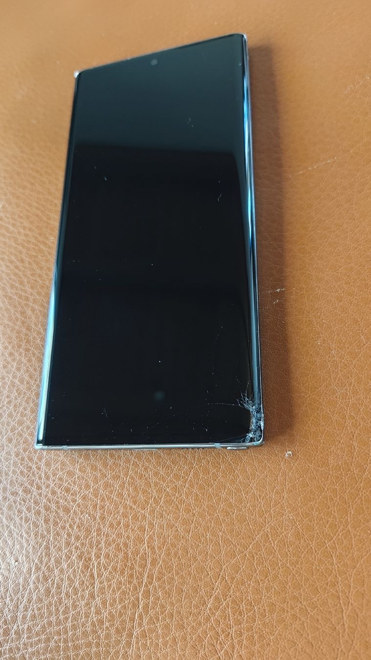 Samsung Telefoni cellulari / Smartphones: Samsung Galaxy Note 10 – Usato da Illnau venduto da Sefan 2
