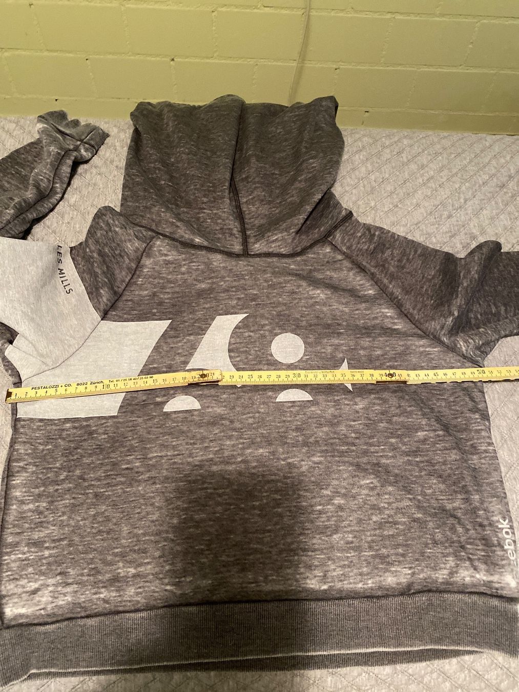 Reebok Maglioni & Felpe: Pullover – Usato da Bülach venduto da Jackybabue 5