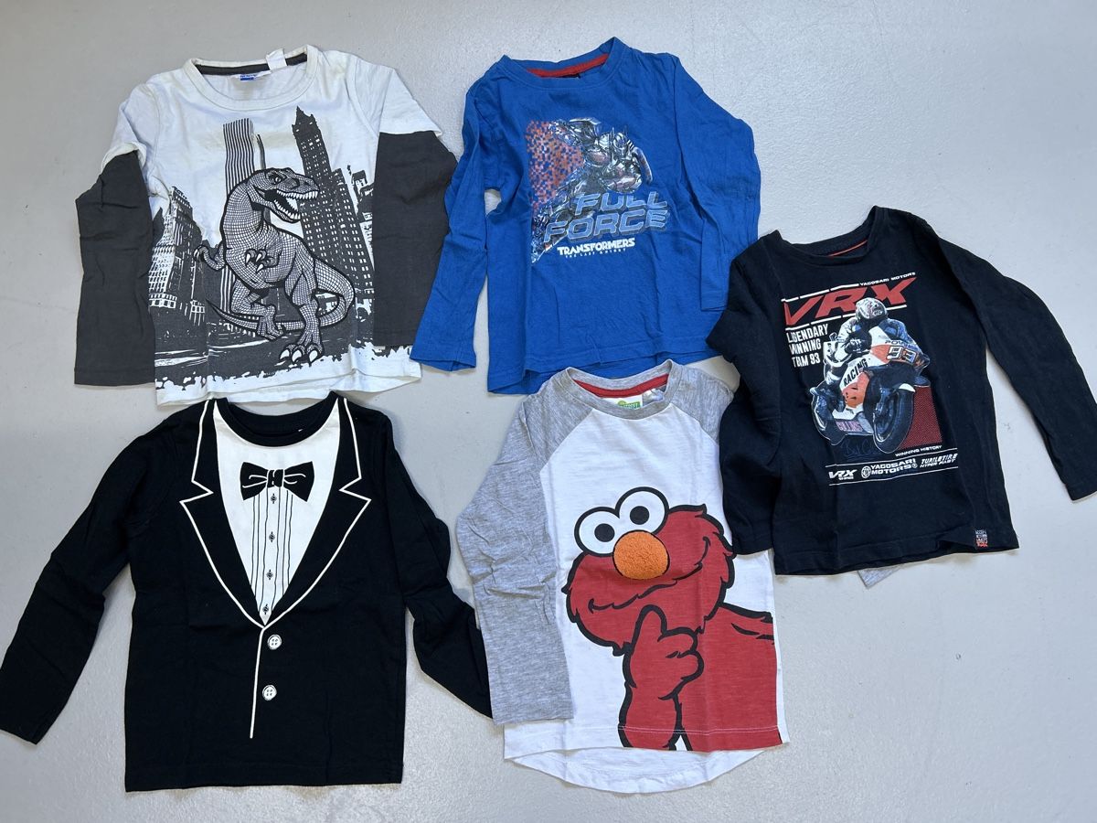 Maglioni & Felpe: Sweatshirt Gr 104 – Usato da Lostorf venduto da Venice16