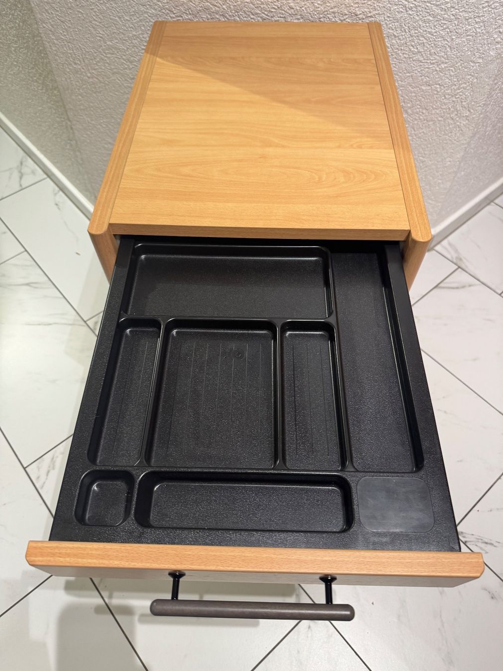 Caisson de bureau à roulettes en bois, 4 tiroirs, occasion (Gebraucht ...