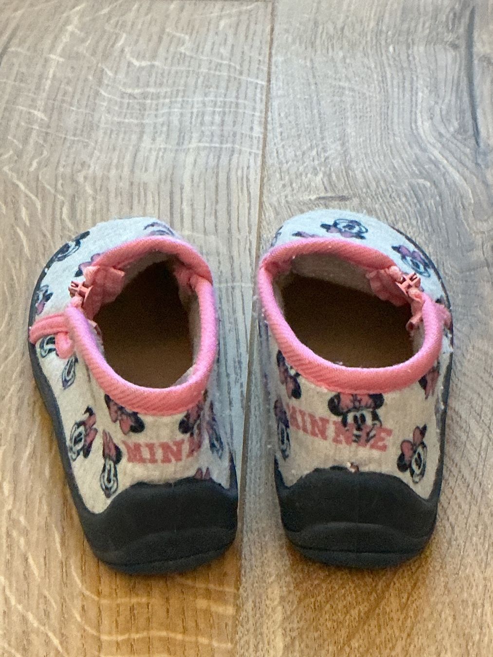 Scarpe per ragazzi: Children slippers shoes 24 – Usato da Brugg AG venduto da Magna3 3