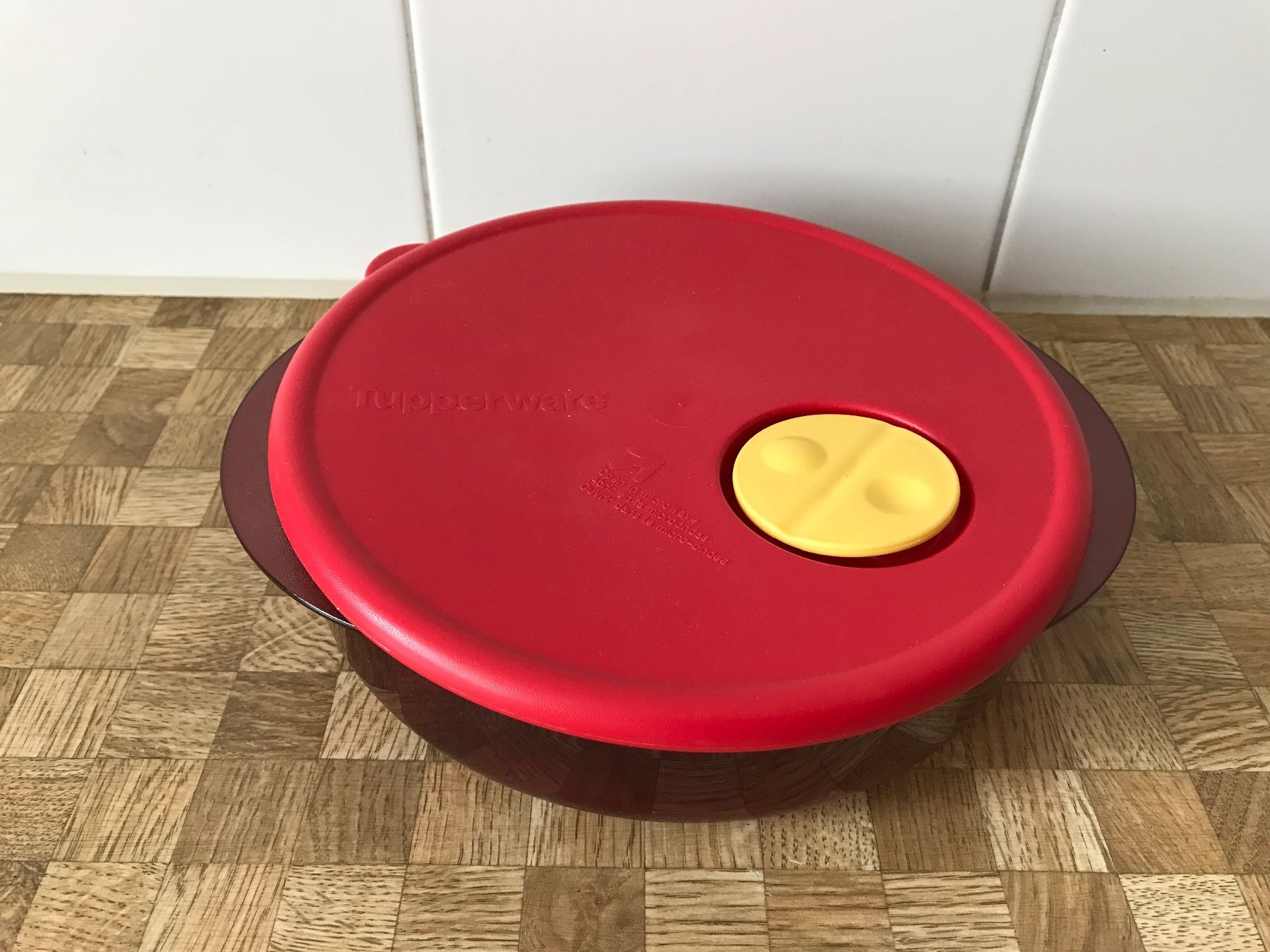 Tupperware Contenitori & Simili: Tupperware  für die Mikrowelle – Usato da Birmensdorf ZH venduto da Hilhan