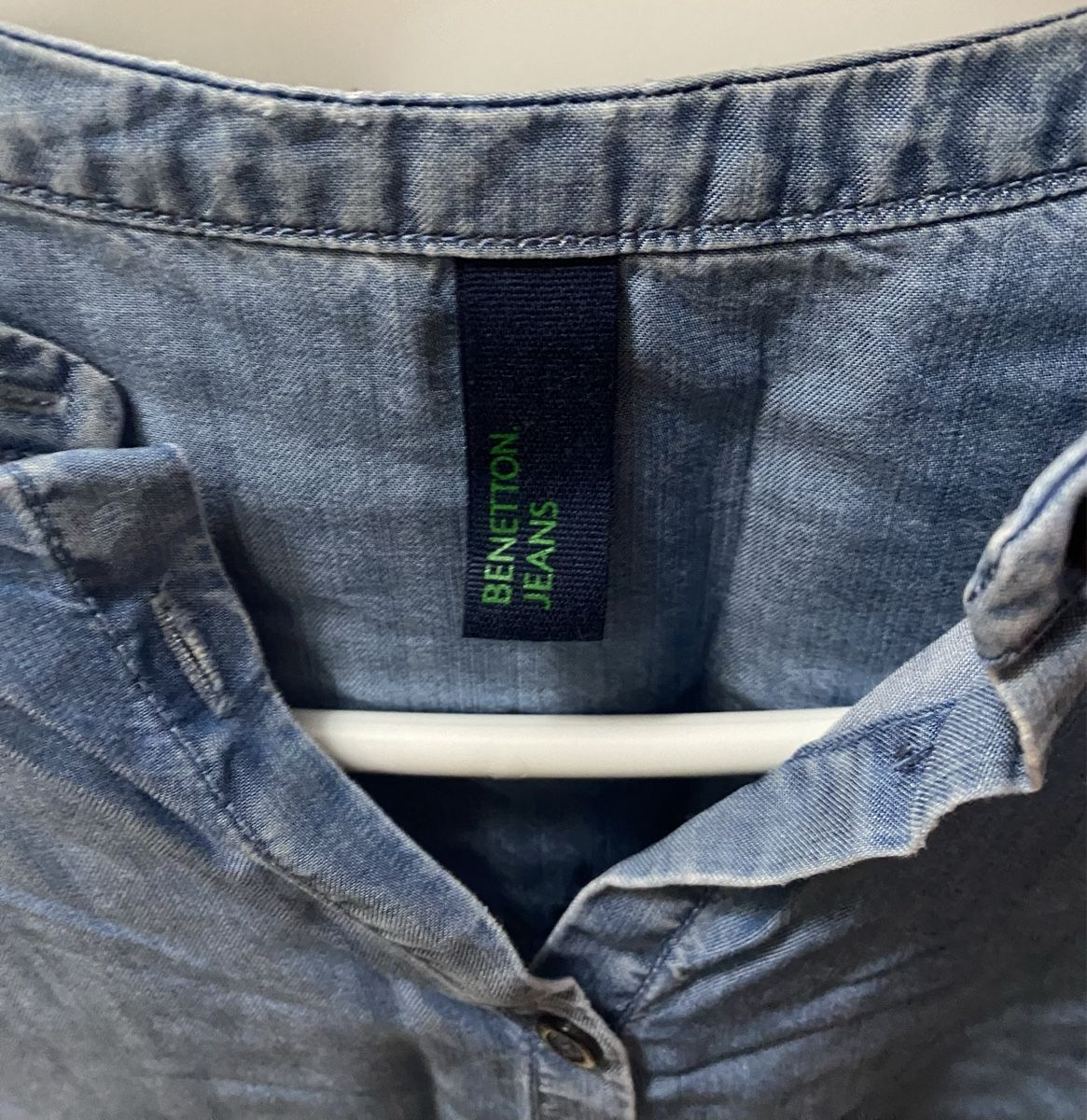 Benetton Blusen: Benetton Bluse 🌸 – Gebraucht aus Opfikon von Luis144 1